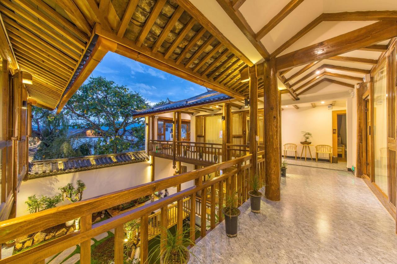桐墅客栈 Lijiang Village House Екстер'єр фото