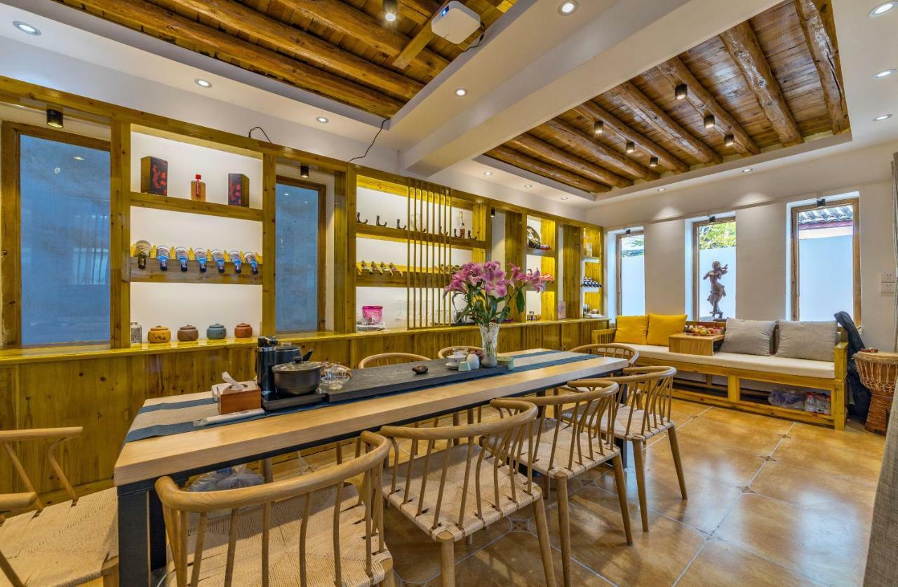 桐墅客栈 Lijiang Village House Екстер'єр фото